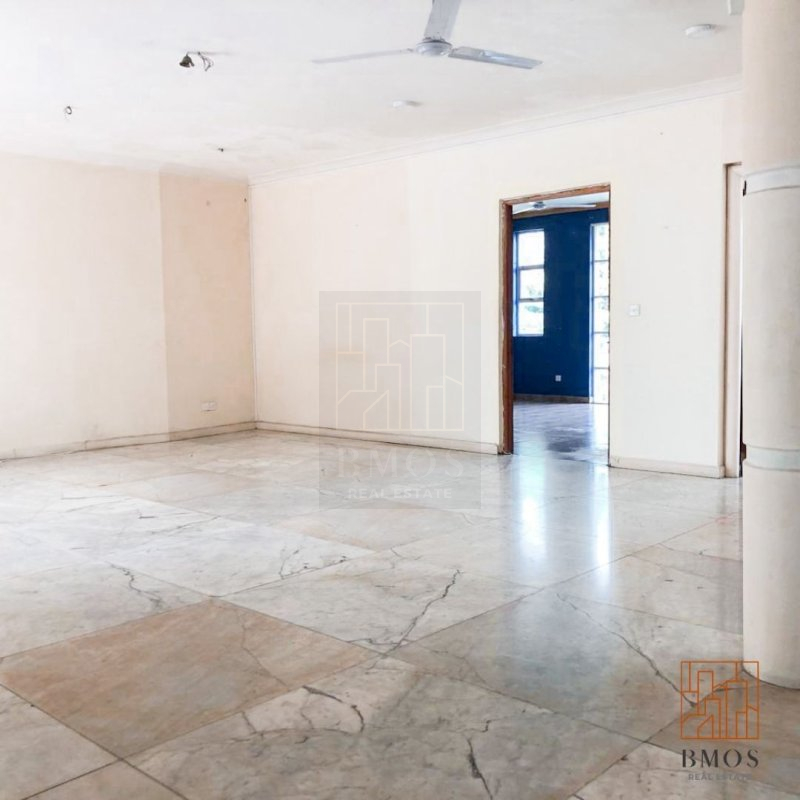 BEATUFULLY DESIGNED / LUXURY HOUSE FOR SALE AT BULLER’S LANE, COLOMBO 07