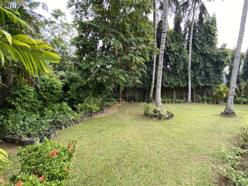 COLONIAL PROPERTY FOR SALE BOGAHAHENA ROAD, BATTARAMULLA