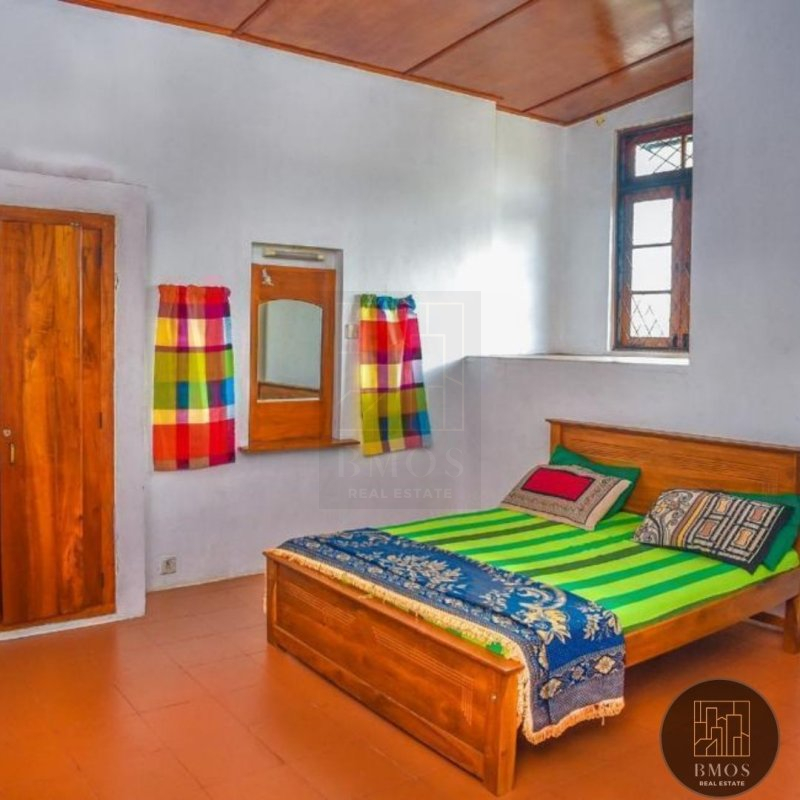 PROPERTY FOR SALE AUGUSTA WATTA PERADENIYA