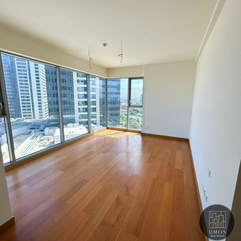 BRAND NEW APARTMENT FOR SALE SHANGRI LA COLOMBO