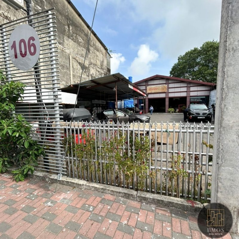 COMMERCIAL LAND FOR SALE ARNOLD RATHNAYAKKA MAWATHA, COLOMBO 10